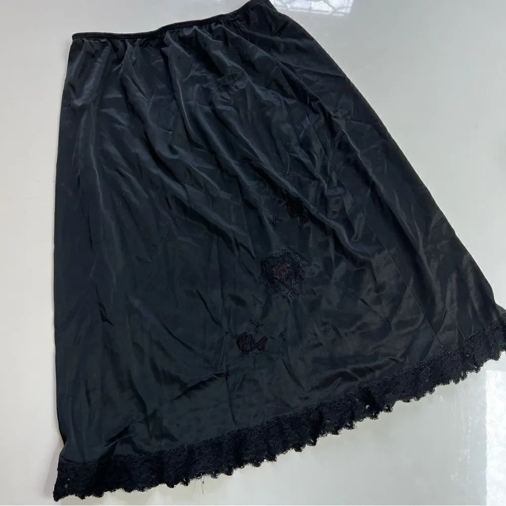 Gorgeous Vintage 50s Black Lace Hem Flower Cut Out Detail Skirt Dress Half Slip - Picture 2 of 5